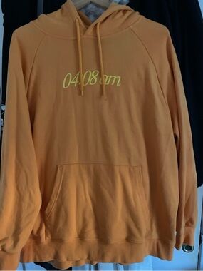 EXO Orange "04:08am" Pullover Hoodie